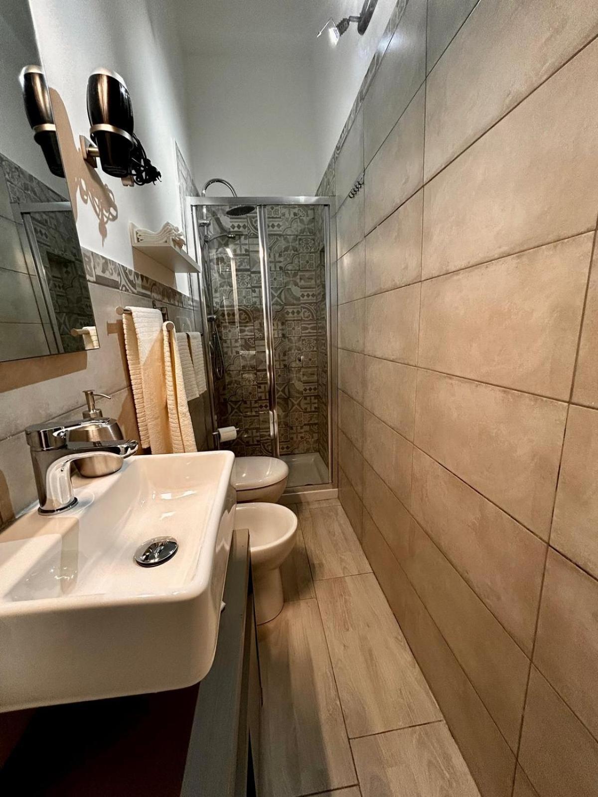 Rogadeo 28 Apartment Bari Ngoại thất bức ảnh