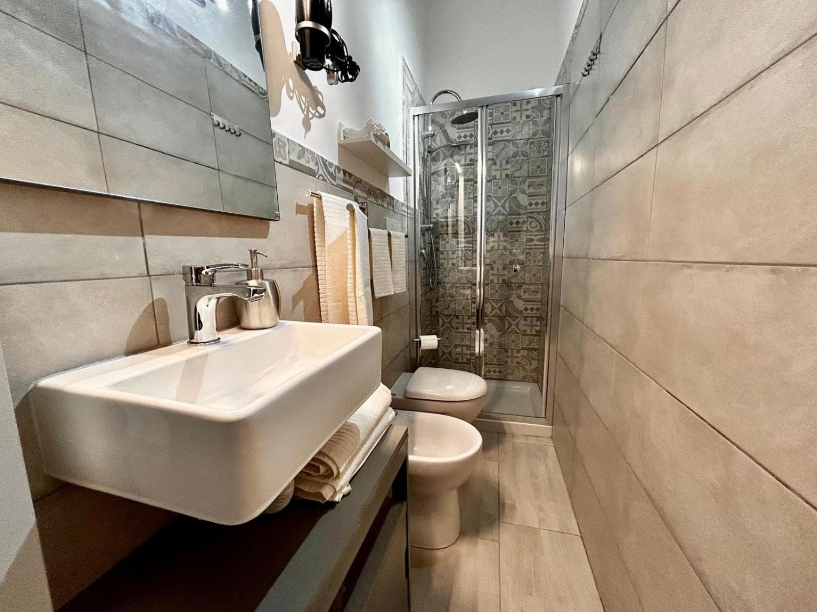 Rogadeo 28 Apartment Bari Ngoại thất bức ảnh